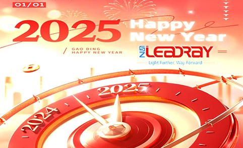 بينما نرحب بالعام الجديد في عام 2025 ونشارك قرارات العام الجديد الملهمة هذه مع الأشخاص الأكثر أهمية بالنسبة لنا!