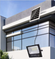 مصباح LED يعمل بالطاقة الشمسية P65 من الألومنيوم المقاوم للماء لإضاءة الحديقة وحمام السباحة والجراج والجدار