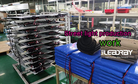 أعمال إنتاج مصابيح الشوارع - مصنع مصابيح الشوارع بالطاقة الشمسية الكهروضوئية في شنتشن
        